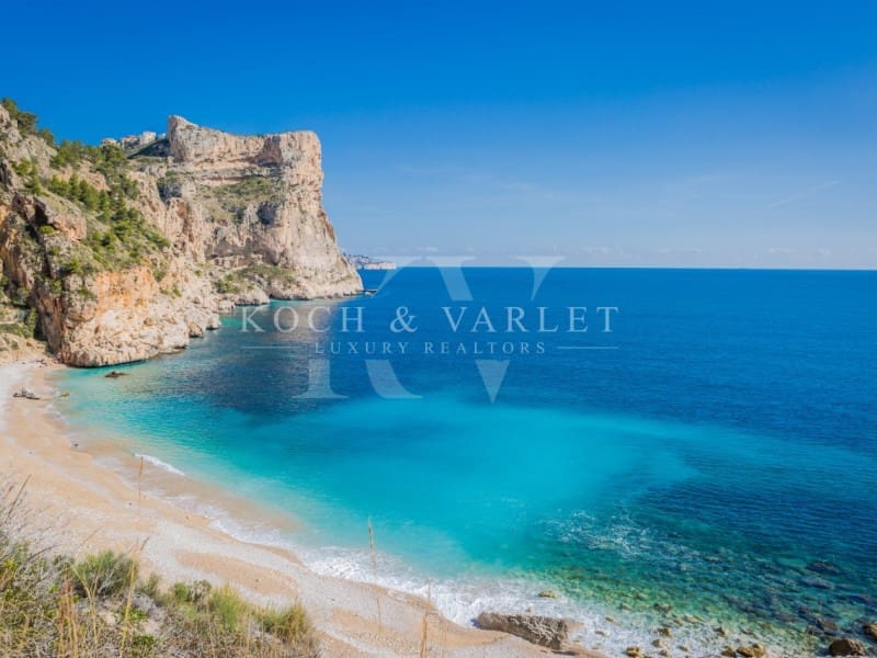 4 Zimmer Villa zu verkaufen in Cumbre del Sol mit Pool Garage - 1.850.000 € (Ref: 9891998)