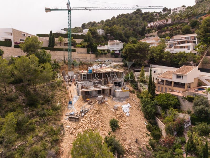 5 bedroom Villa for sale in Javea / Xabia with pool - € 3,950,000 (Ref: 9920168)