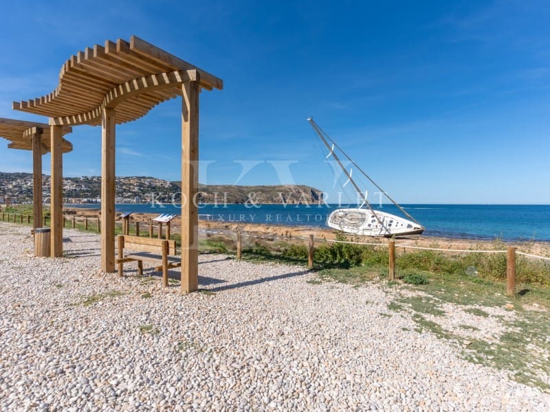 3 bedroom Villa for sale in Javea / Xabia with pool - € 1,195,000 (Ref: 9936126)