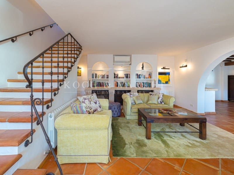 5 soveværelse Villa til salg i Moraira med swimmingpool - € 3.995.000 (Ref: 9945440)