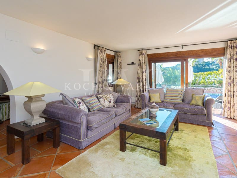 5 soveværelse Villa til salg i Moraira med swimmingpool - € 3.995.000 (Ref: 9945440)