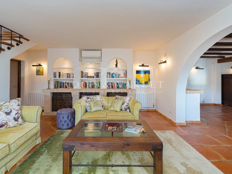 5 soveværelse Villa til salg i Moraira med swimmingpool - € 3.995.000 (Ref: 9945440)