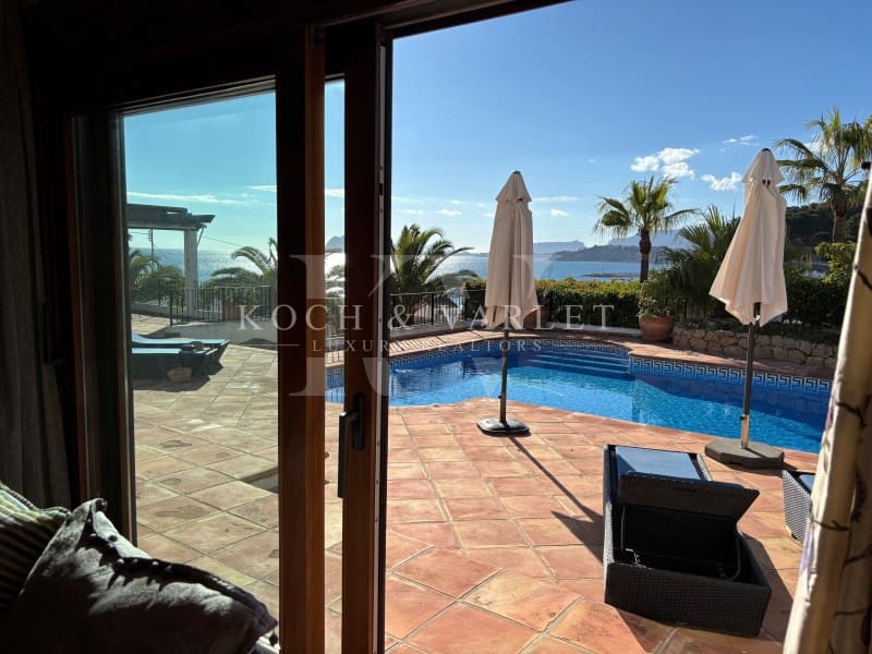 5 soveværelse Villa til salg i Moraira med swimmingpool - € 3.995.000 (Ref: 9945440)