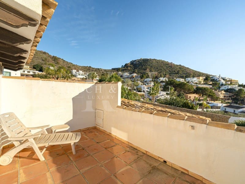 5 soveværelse Villa til salg i Moraira med swimmingpool - € 3.995.000 (Ref: 9945440)