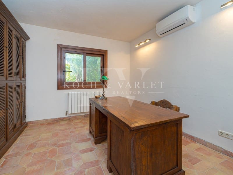 5 soveværelse Villa til salg i Moraira med swimmingpool - € 3.995.000 (Ref: 9945440)