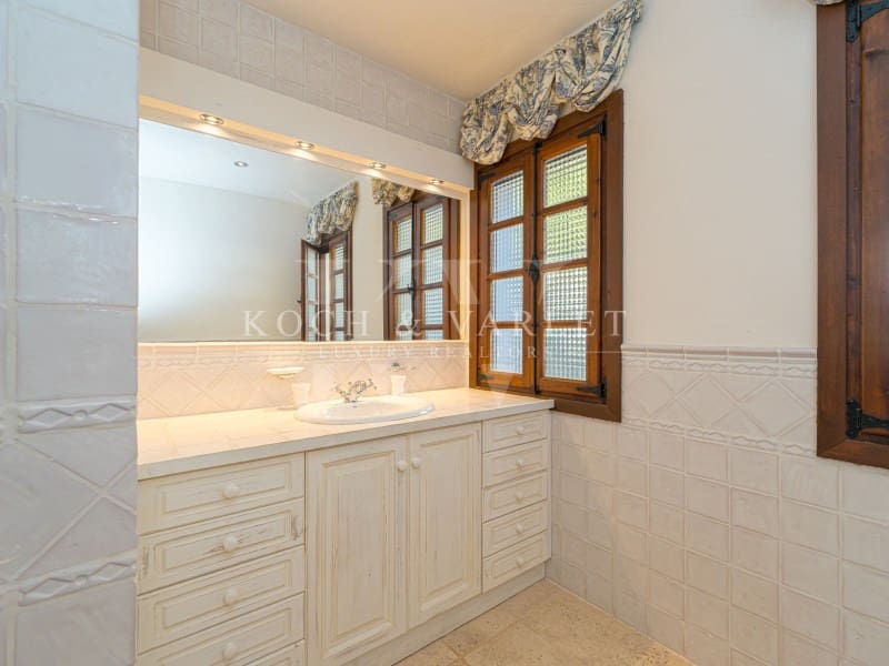 5 soveværelse Villa til salg i Moraira med swimmingpool - € 3.995.000 (Ref: 9945440)
