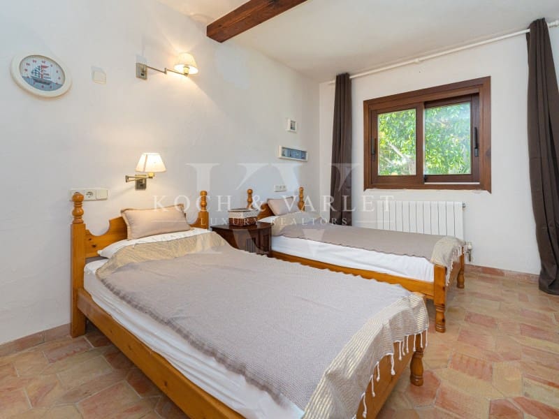 5 soveværelse Villa til salg i Moraira med swimmingpool - € 3.995.000 (Ref: 9945440)