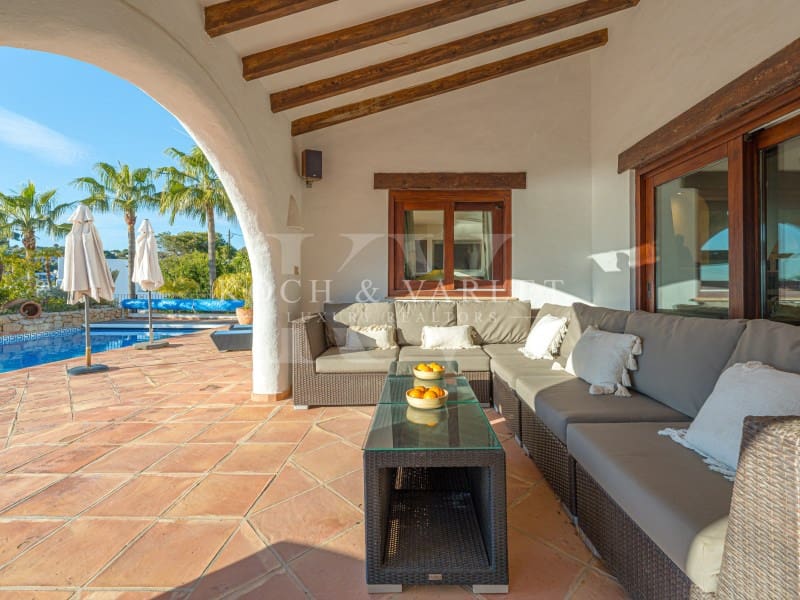 5 soveværelse Villa til salg i Moraira med swimmingpool - € 3.995.000 (Ref: 9945440)