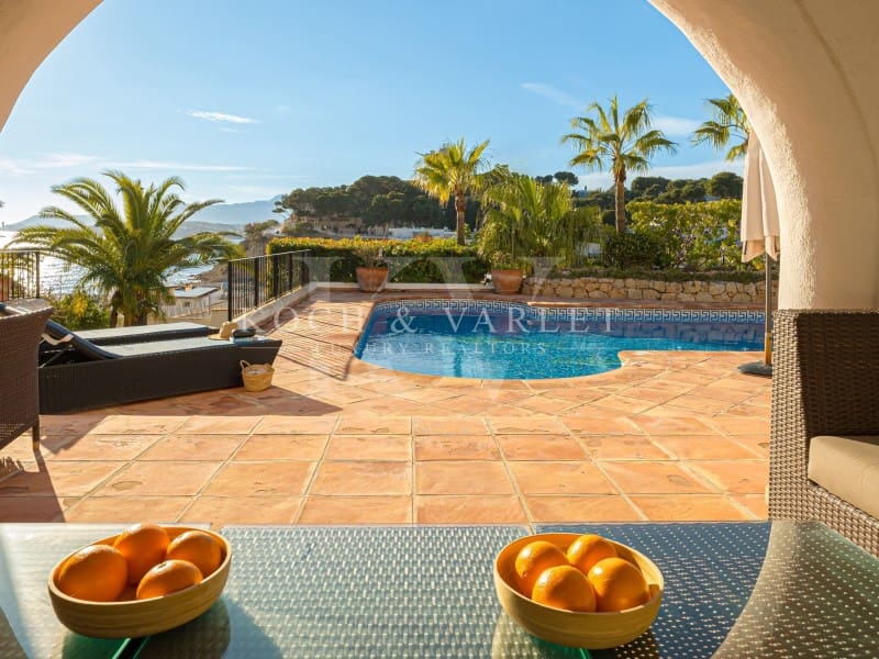 5 soveværelse Villa til salg i Moraira med swimmingpool - € 3.995.000 (Ref: 9945440)