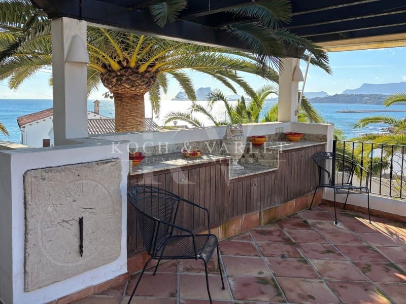 5 soveværelse Villa til salg i Moraira med swimmingpool - € 3.995.000 (Ref: 9945440)