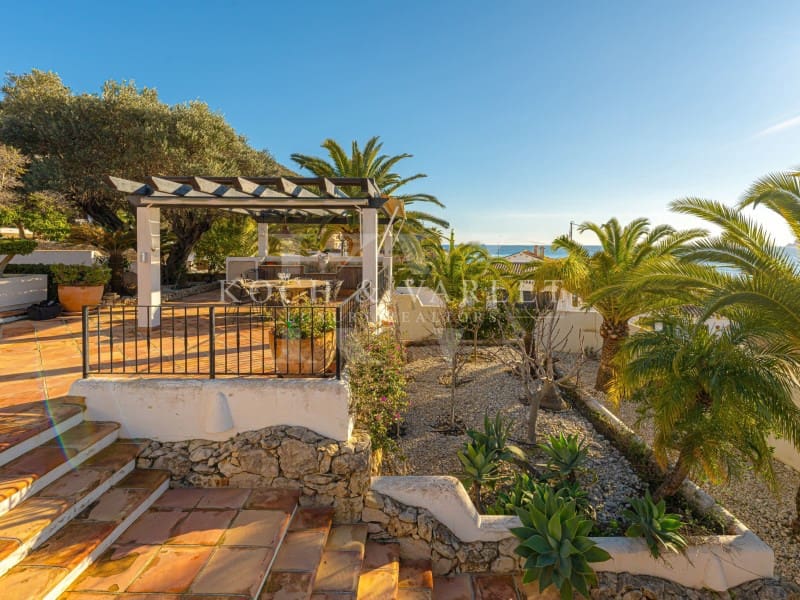 5 soveværelse Villa til salg i Moraira med swimmingpool - € 3.995.000 (Ref: 9945440)