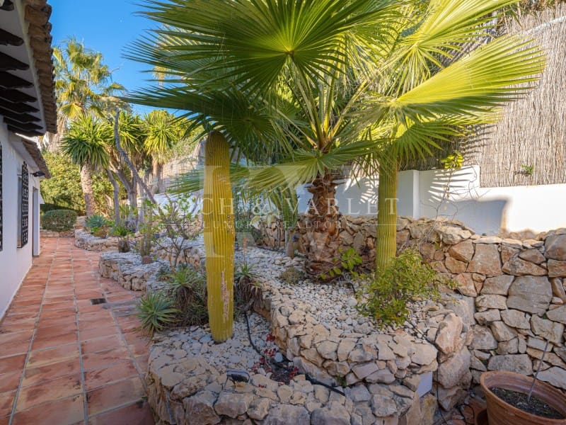 5 soveværelse Villa til salg i Moraira med swimmingpool - € 3.995.000 (Ref: 9945440)