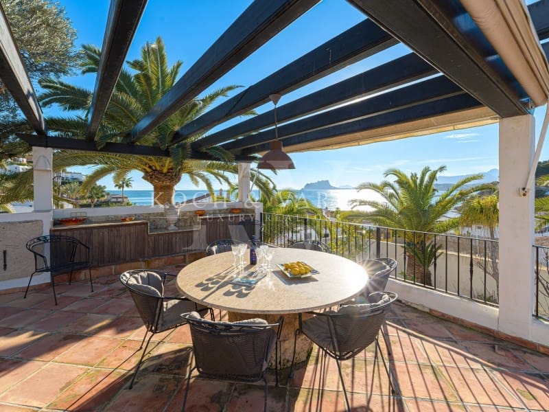 5 soveværelse Villa til salg i Moraira med swimmingpool - € 3.995.000 (Ref: 9945440)