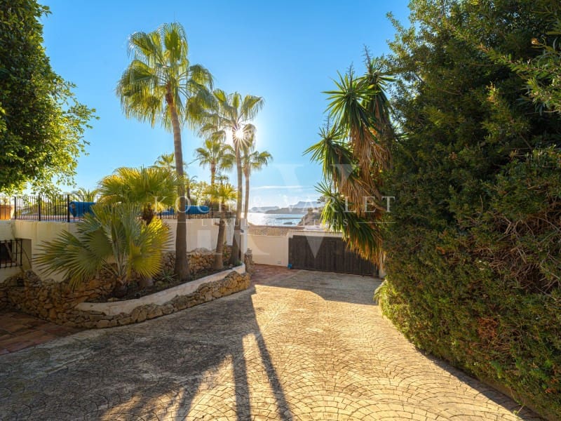 5 soveværelse Villa til salg i Moraira med swimmingpool - € 3.995.000 (Ref: 9945440)