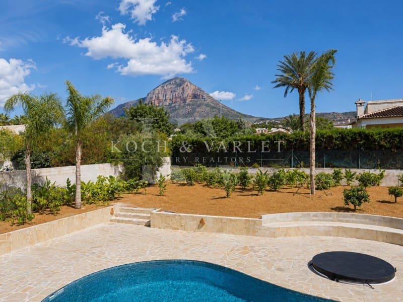 Chalet de 5 habitaciones en Javea / Xàbia en venta con piscina garaje - 1.685.000 € (Ref: 9975055)