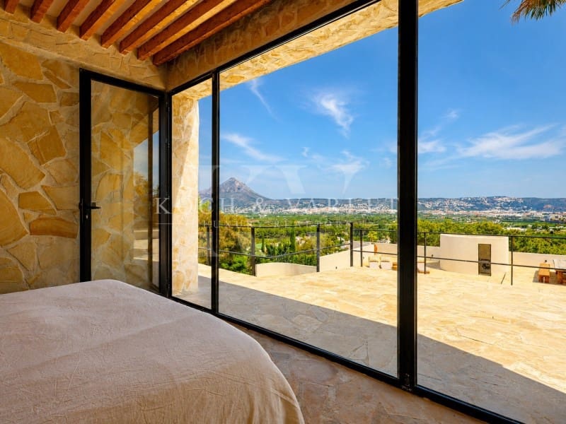 7 slaapkamer Villa te koop in Javea / Xabia met zwembad garage - € 2.900.000 (Ref: 9975056)