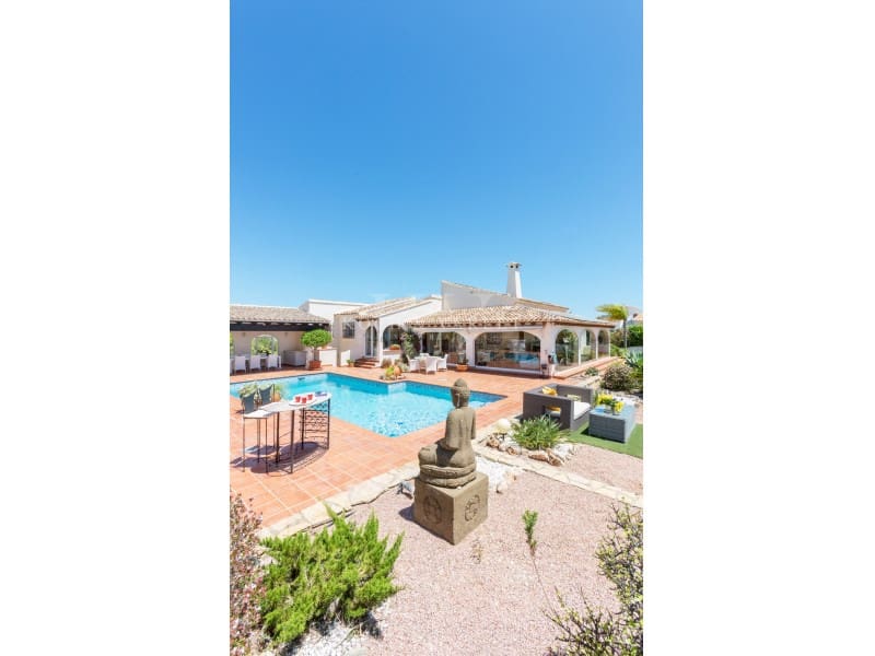 4 sypialnia Willa na sprzedaż w Moraira z basenem garażem - 2 495 000 € (Ref: 9978543)