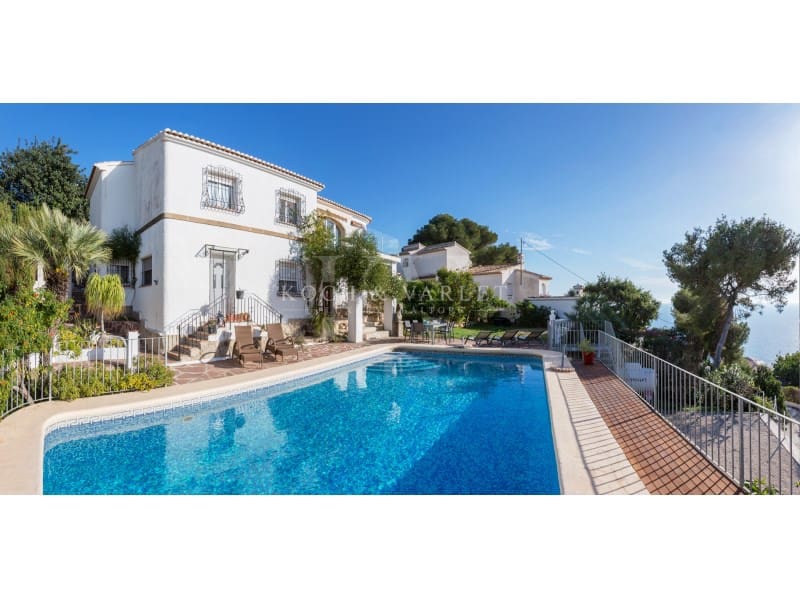 4 soverom Villa til salgs i Javea / Xabia med svømmebasseng garasje - € 1 190 000 (Ref: 9978544)