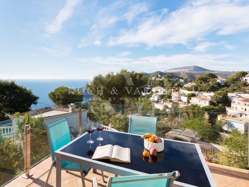 4 soverom Villa til salgs i Javea / Xabia med svømmebasseng garasje - € 1 190 000 (Ref: 9978544)