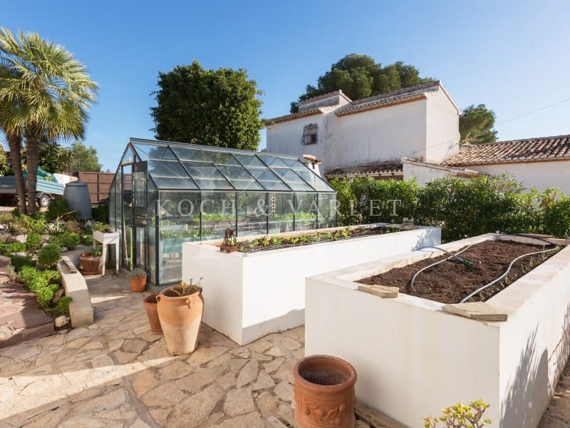 4 soverom Villa til salgs i Javea / Xabia med svømmebasseng garasje - € 1 190 000 (Ref: 9978544)