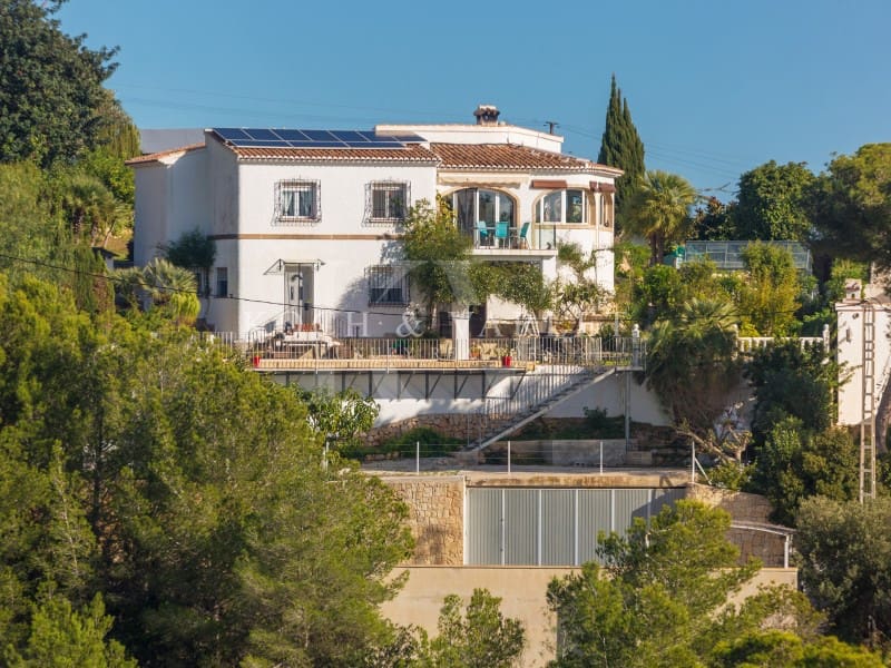 4 soverom Villa til salgs i Javea / Xabia med svømmebasseng garasje - € 1 190 000 (Ref: 9978544)