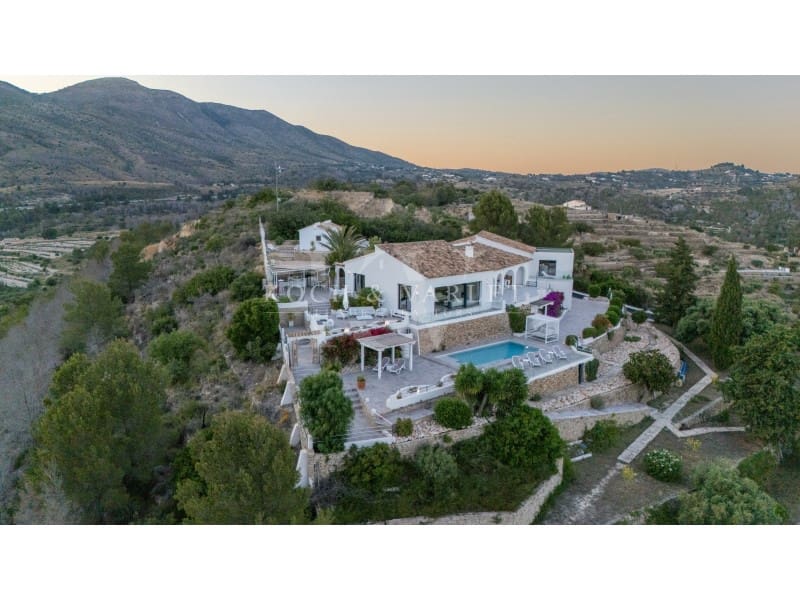 5 chambre Finca/Maison de Campagne à vendre à Benissa avec piscine - 2 480 000 € (Ref: 9978545)