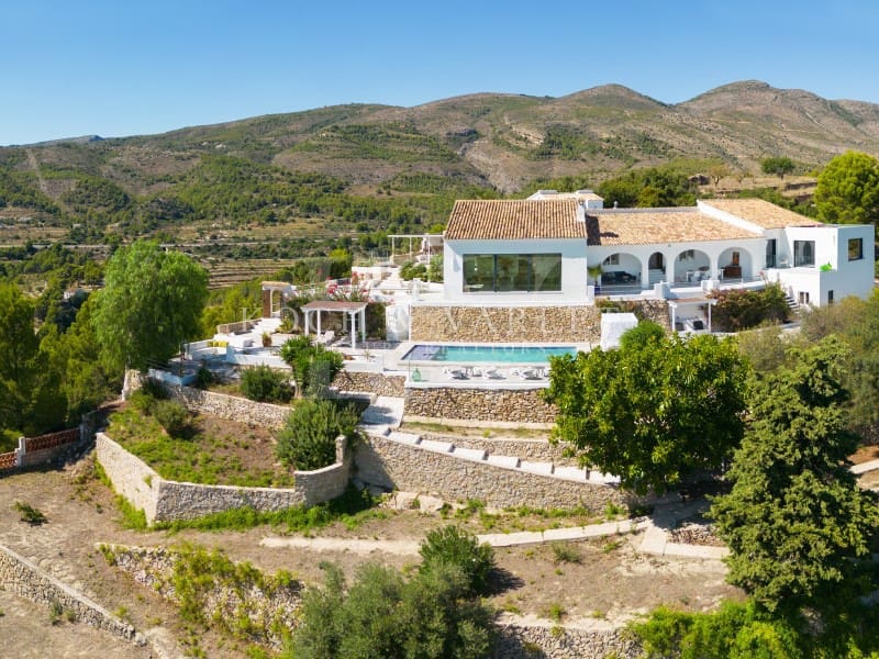 5 chambre Finca/Maison de Campagne à vendre à Benissa avec piscine - 2 480 000 € (Ref: 9978545)