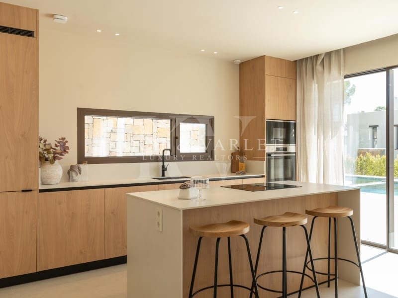 3 slaapkamer Villa te koop in Moraira met zwembad garage - € 1.750.000 (Ref: 9978547)
