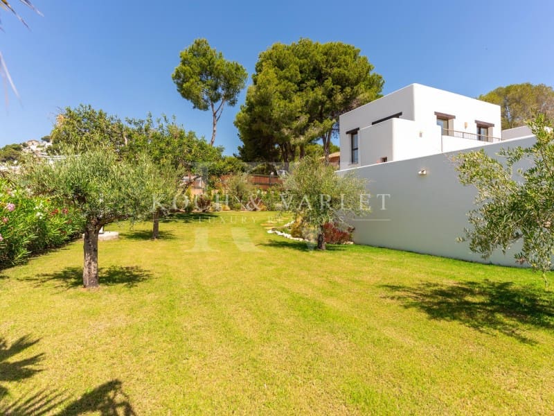 3 slaapkamer Villa te koop in Moraira met zwembad garage - € 1.750.000 (Ref: 9978547)