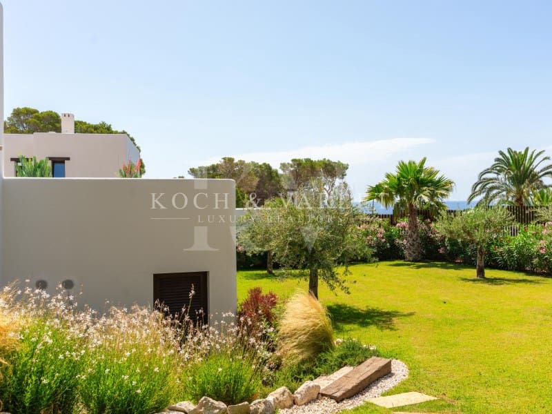3 slaapkamer Villa te koop in Moraira met zwembad garage - € 1.750.000 (Ref: 9978547)