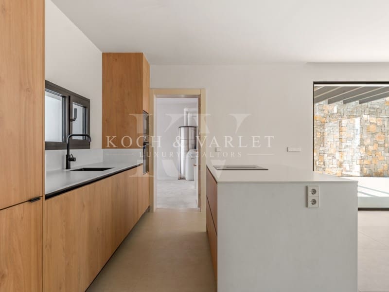 3 slaapkamer Villa te koop in Moraira met zwembad garage - € 1.690.000 (Ref: 9978548)