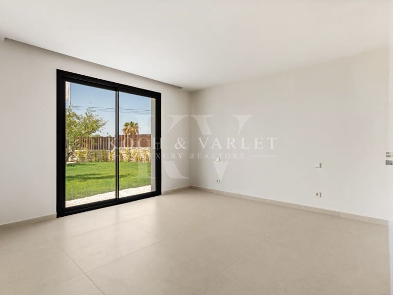 3 slaapkamer Villa te koop in Moraira met zwembad garage - € 1.690.000 (Ref: 9978548)