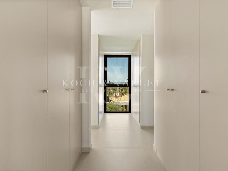 3 slaapkamer Villa te koop in Moraira met zwembad garage - € 1.690.000 (Ref: 9978548)