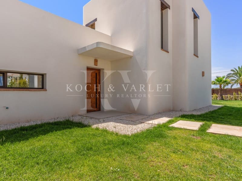 3 slaapkamer Villa te koop in Moraira met zwembad garage - € 1.690.000 (Ref: 9978548)