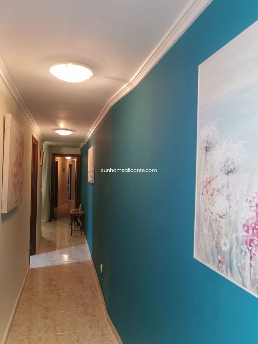 4 bedroom Apartment for rent in Alicante / Alacant city - € 350 (Ref: 8710687)