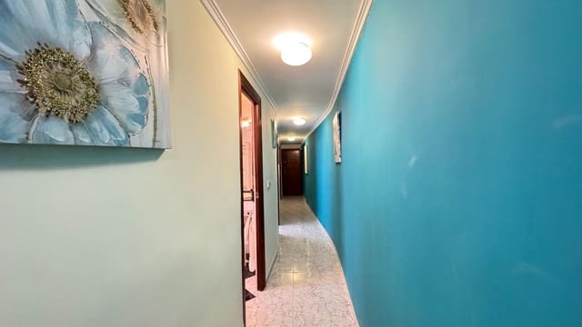 4 makuuhuone Huoneisto vuokrattavana paikassa Alicante kaupunki - 350 € (Ref: 8710687)