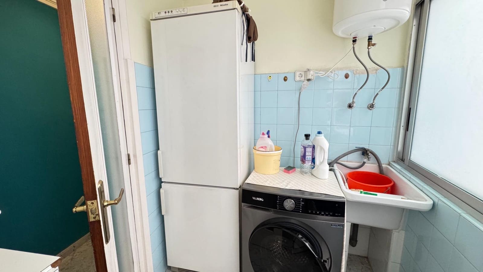 4 makuuhuone Huoneisto vuokrattavana paikassa Alicante kaupunki - 350 € (Ref: 8710687)