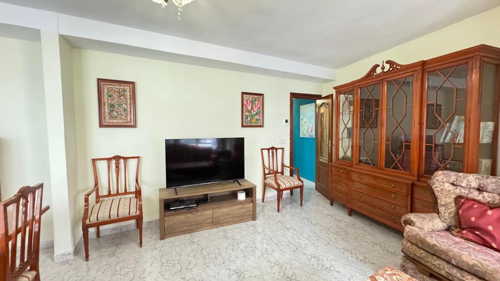 4 makuuhuone Huoneisto vuokrattavana paikassa Alicante kaupunki - 350 € (Ref: 8710687)