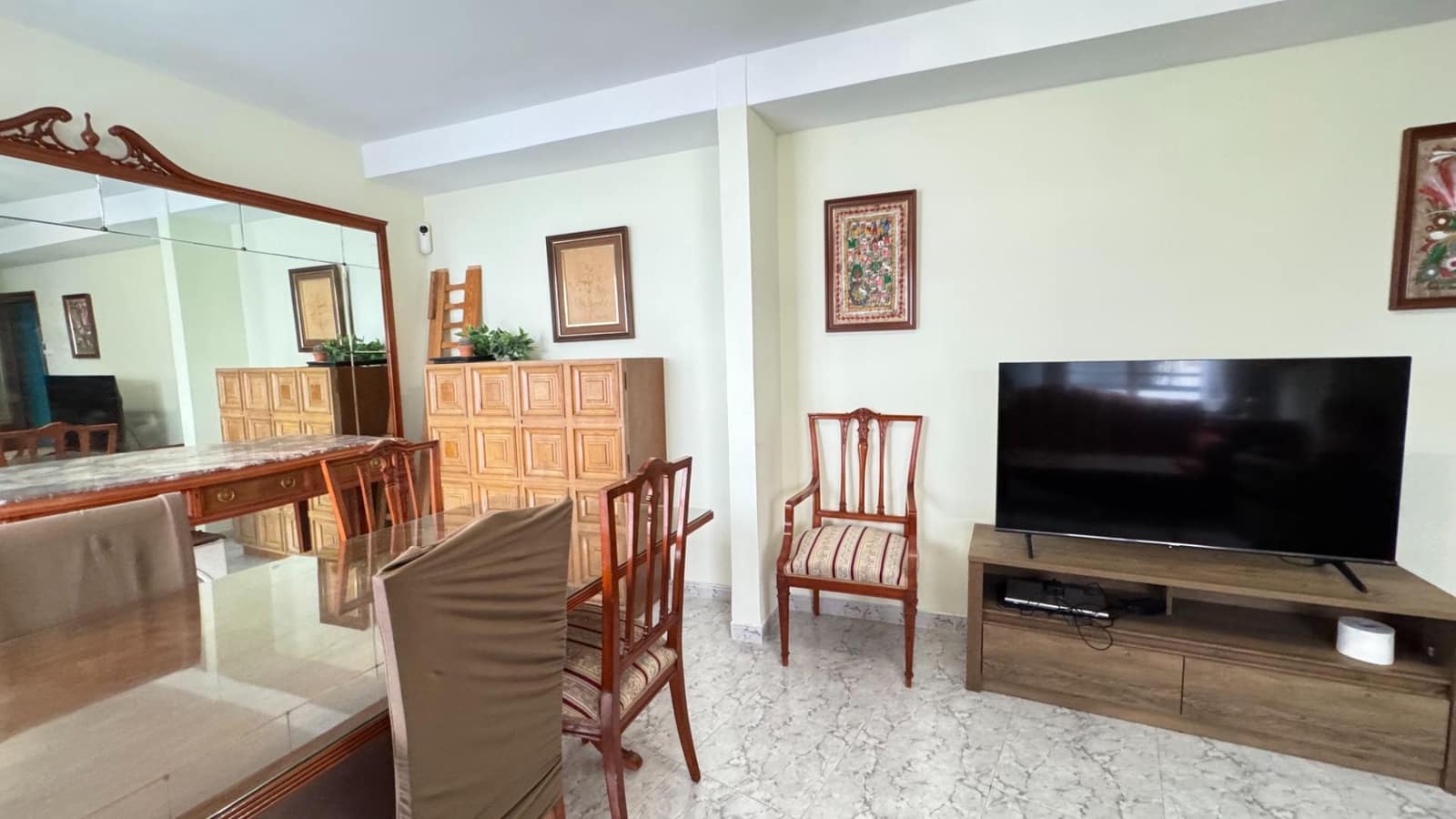 4 makuuhuone Huoneisto vuokrattavana paikassa Alicante kaupunki - 350 € (Ref: 8710687)