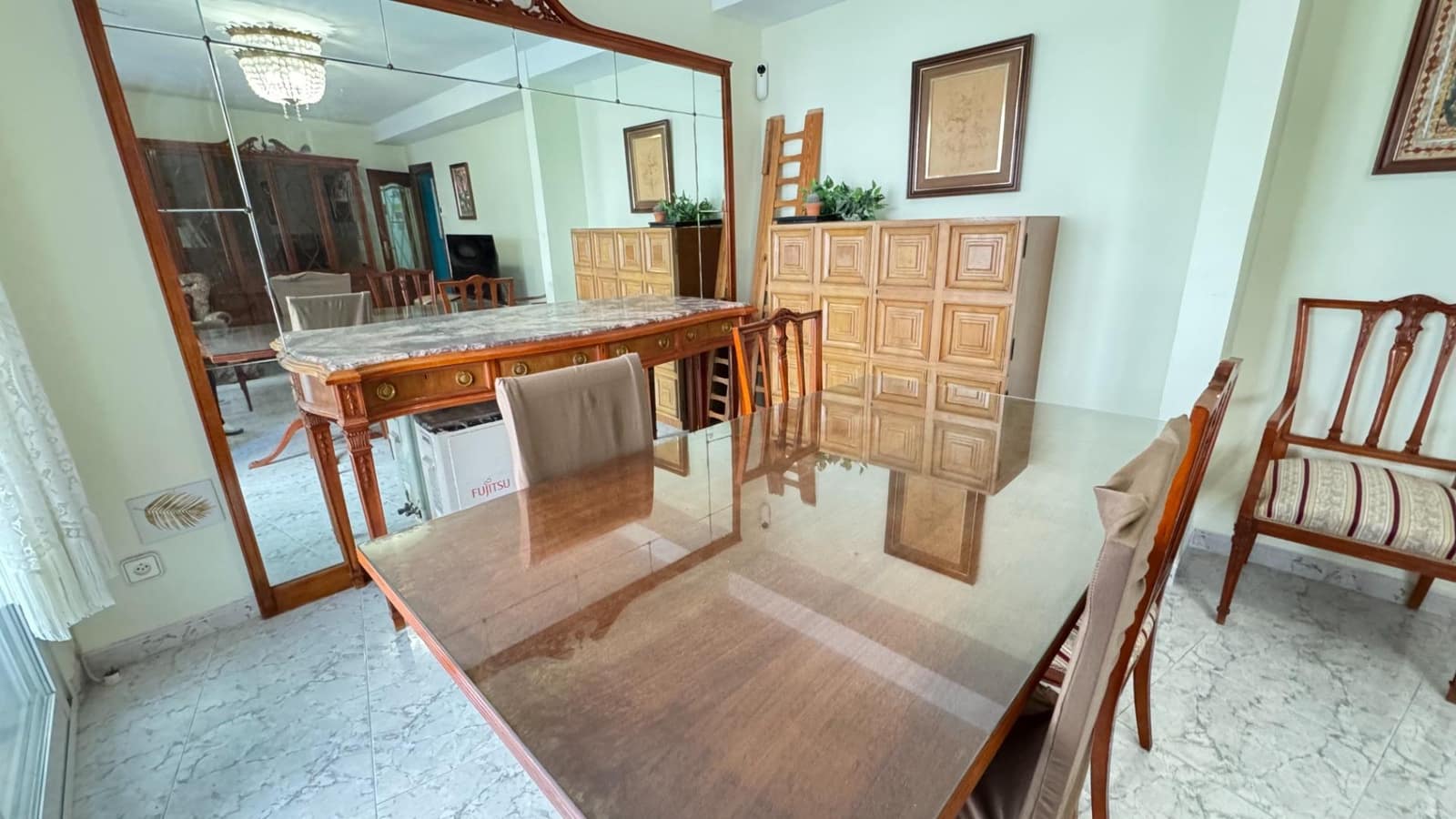 4 makuuhuone Huoneisto vuokrattavana paikassa Alicante kaupunki - 350 € (Ref: 8710687)