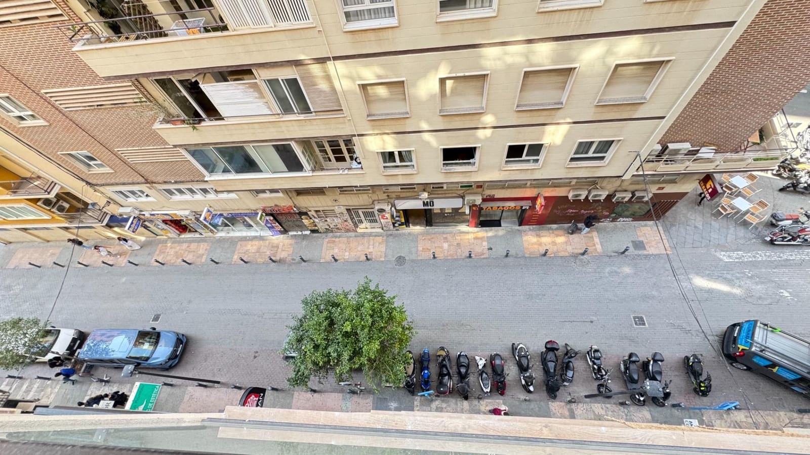 4 makuuhuone Huoneisto vuokrattavana paikassa Alicante kaupunki - 350 € (Ref: 8710687)