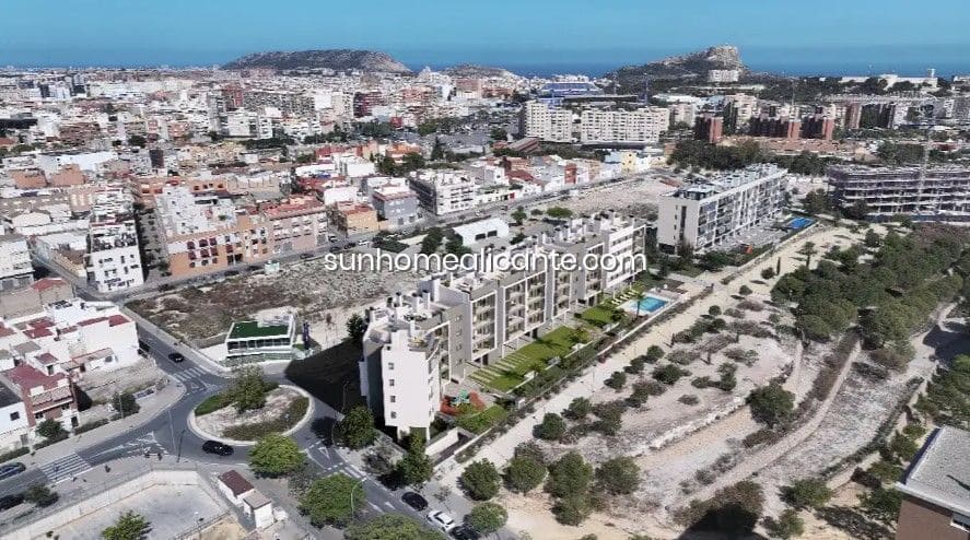 3 chambre Appartement à vendre à Alicante ville avec piscine garage - 270 000 € (Ref: 8710693)