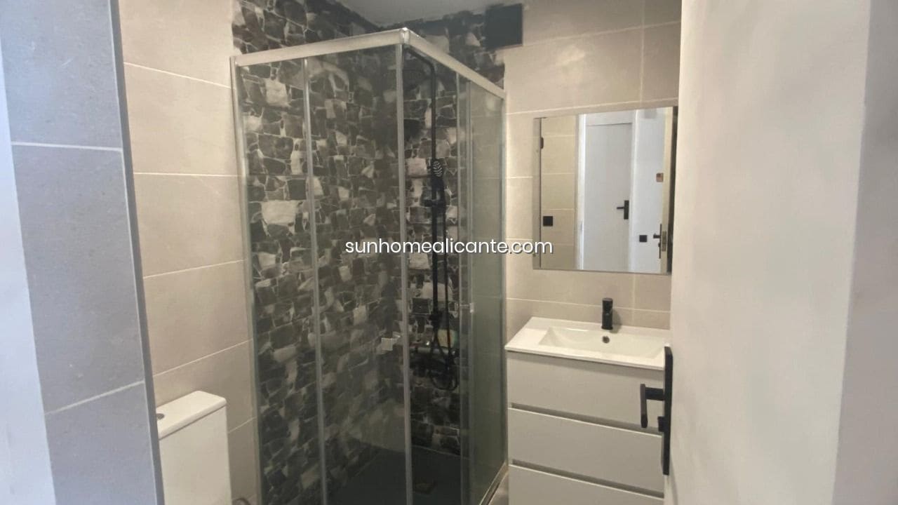 3 soverom Leilighet til salgs i Alicante by med garasje - € 380 000 (Ref: 8710700)