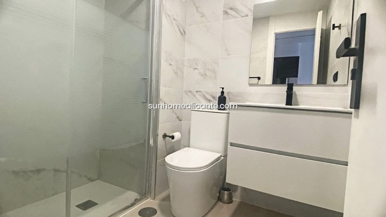 3 soverom Leilighet til salgs i Alicante by med garasje - € 380 000 (Ref: 8710700)