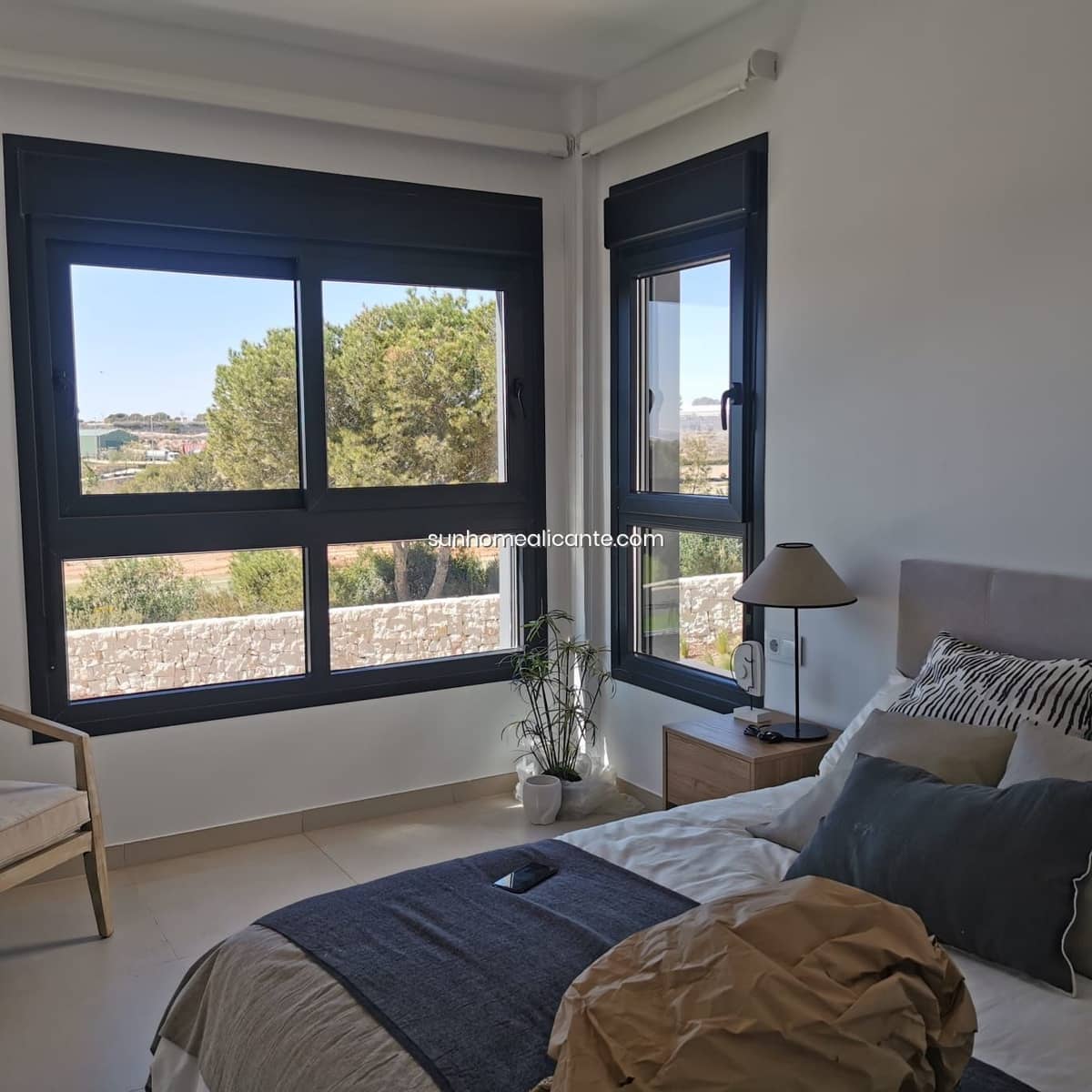 Piso de 2 habitaciones en Pinar de Campoverde en venta con piscina garaje - 244.900 € (Ref: 8710709)