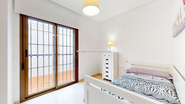 3 soverom Villa til salgs i San Miguel de Salinas med svømmebasseng garasje - € 228 000 (Ref: 8710711)