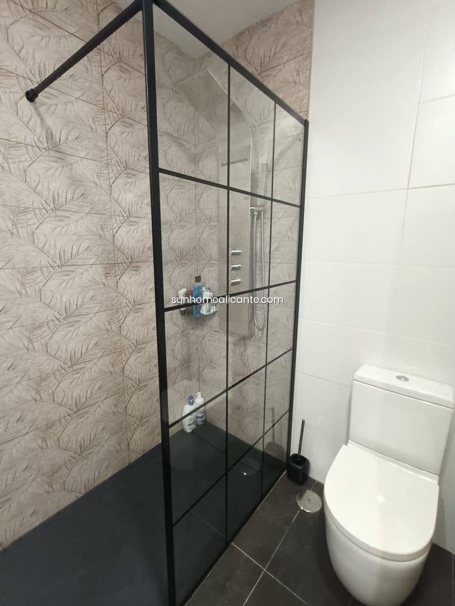 3 bedroom Villa for sale in El Campello with pool garage - € 475,000 (Ref: 8752607)