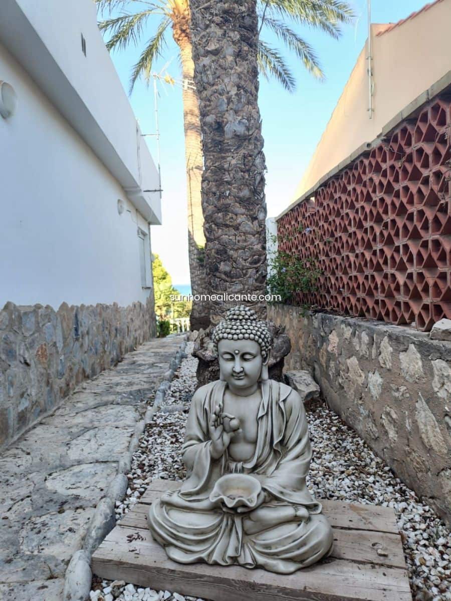 3 bedroom Villa for sale in El Campello with pool garage - € 475,000 (Ref: 8752607)