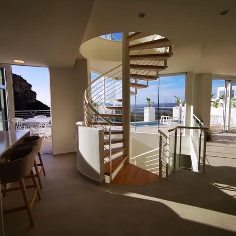 4 bedroom Villa for sale in Altea la Vella, Altea with pool garage - € 1,195,000 (Ref: 8764093)