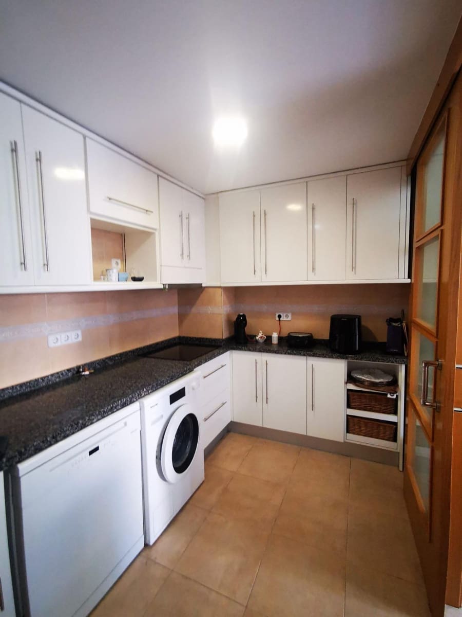 2 sovrum Lägenhet till salu i Alicante stad - 330 000 € (Ref: 8843466)